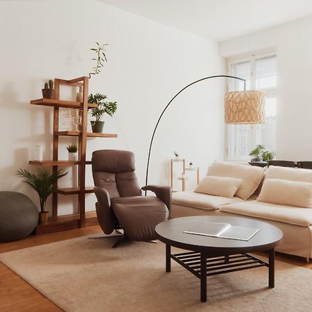 Stylish Designer Apartment At The Center Of Vienna Naschmarkt Exterior foto